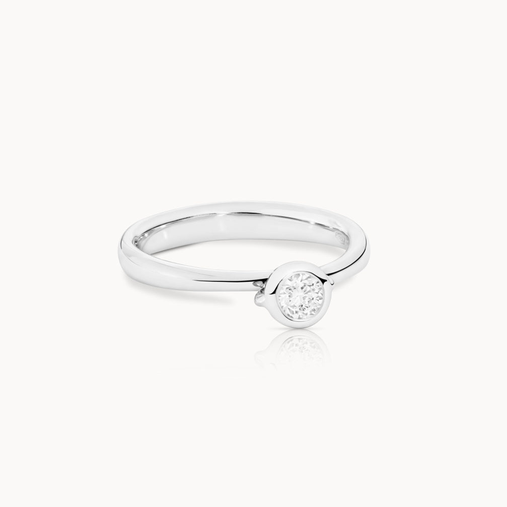 Bouton Solitaire Ring